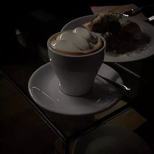 Meet your Posher, Ying